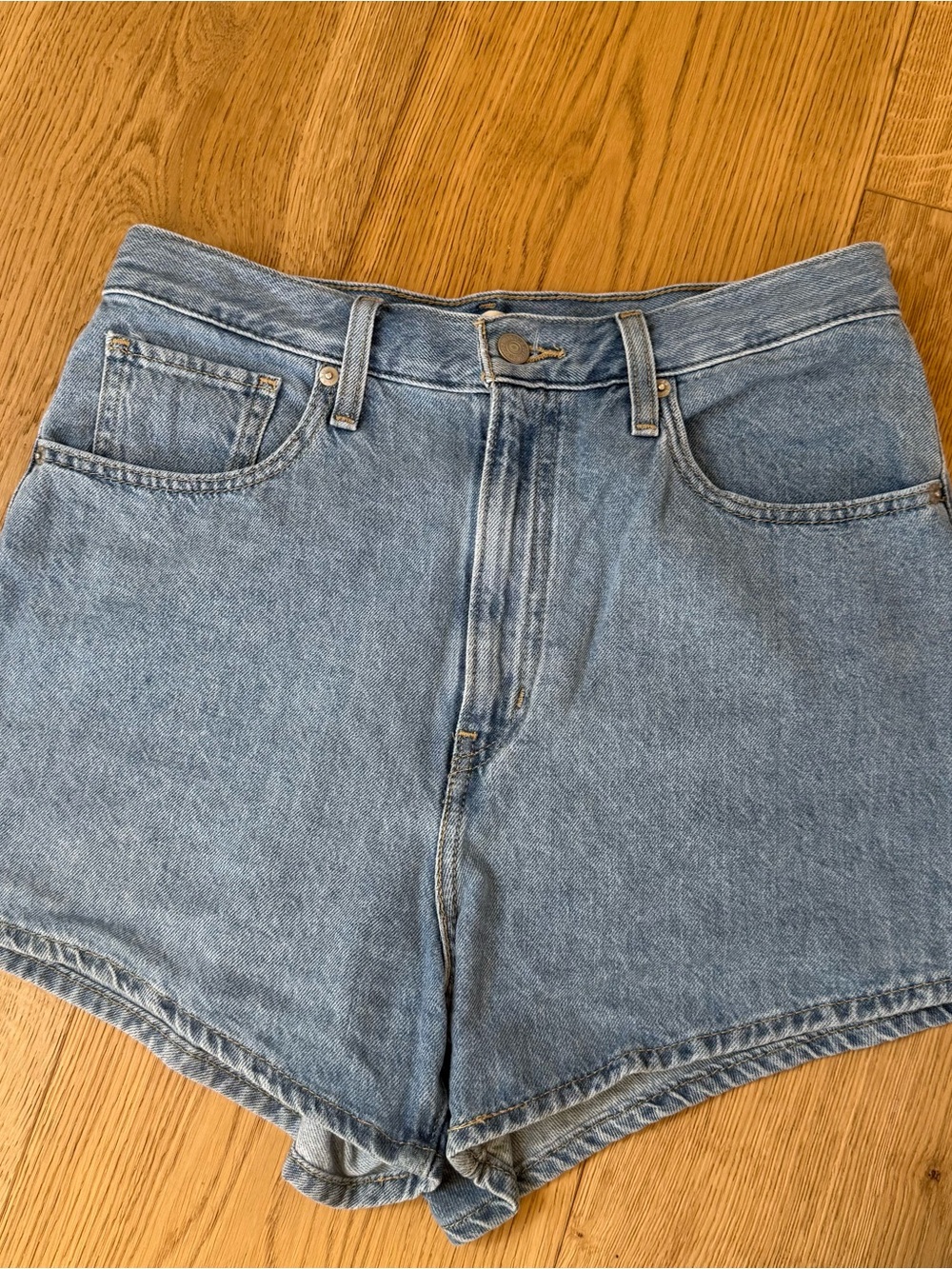 levis high waisted mom shorts